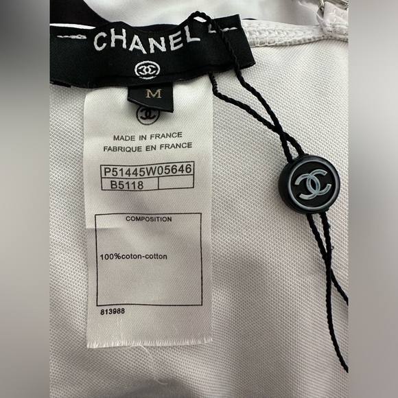 CHANEL Monochrome Graphic One Piece Swimsuit (887) - Picture 12 of 17